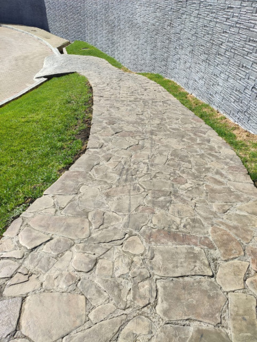 Серо-зеленый дорожка 4