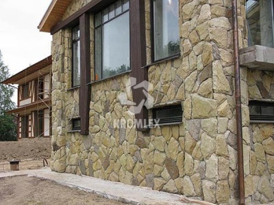 Песчаник серо-зеленый со сколом