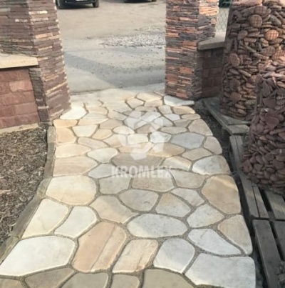 Песчаник желто-белый галтованный