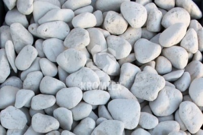 Крошка мраморная белая галтованная