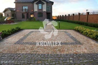 Песчаник желтый с разводом брусчатка галтованная 100/200 мм