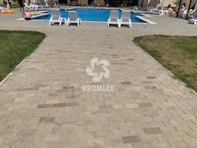 Песчаник серо-зеленый брусчатка галтованная 100х200 мм