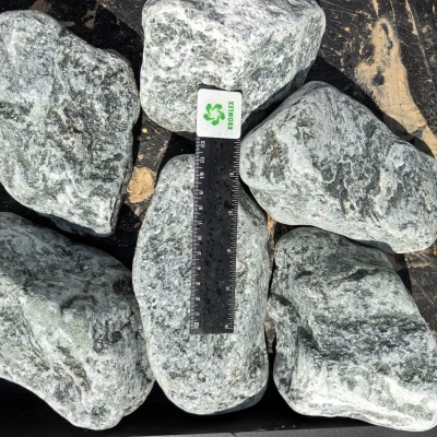 Булыжник серпентинит (змеевик)